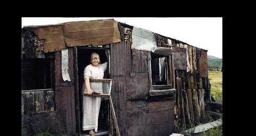 Sandy gathering surfaces to paint